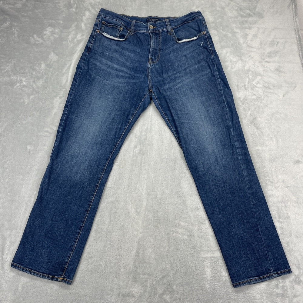 Lucky Brand Jeans Mens 34/32 Blue Denim 221 Medium Wash Streetwear Straight Leg‎